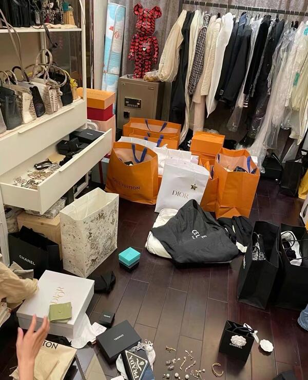 上海松江区回收顶奢鞋服